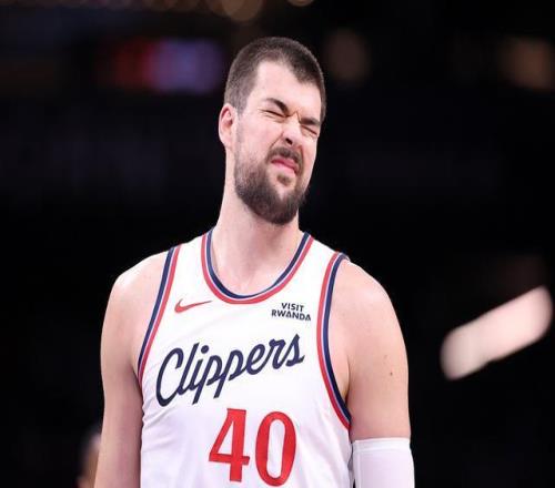 西蒙尼,岁怒批,马竞,球探体育官网,球探体育app下载,球探体育,球探体育网址