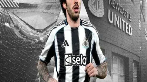 意甲新星萨勒尼塔纳签下世界杯门神奥乔亚！