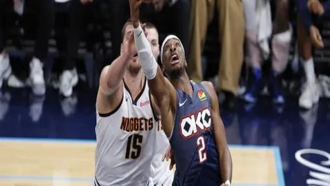 曼联4-0大胜埃弗顿，阿莫林指挥下调整阵容迎第三战